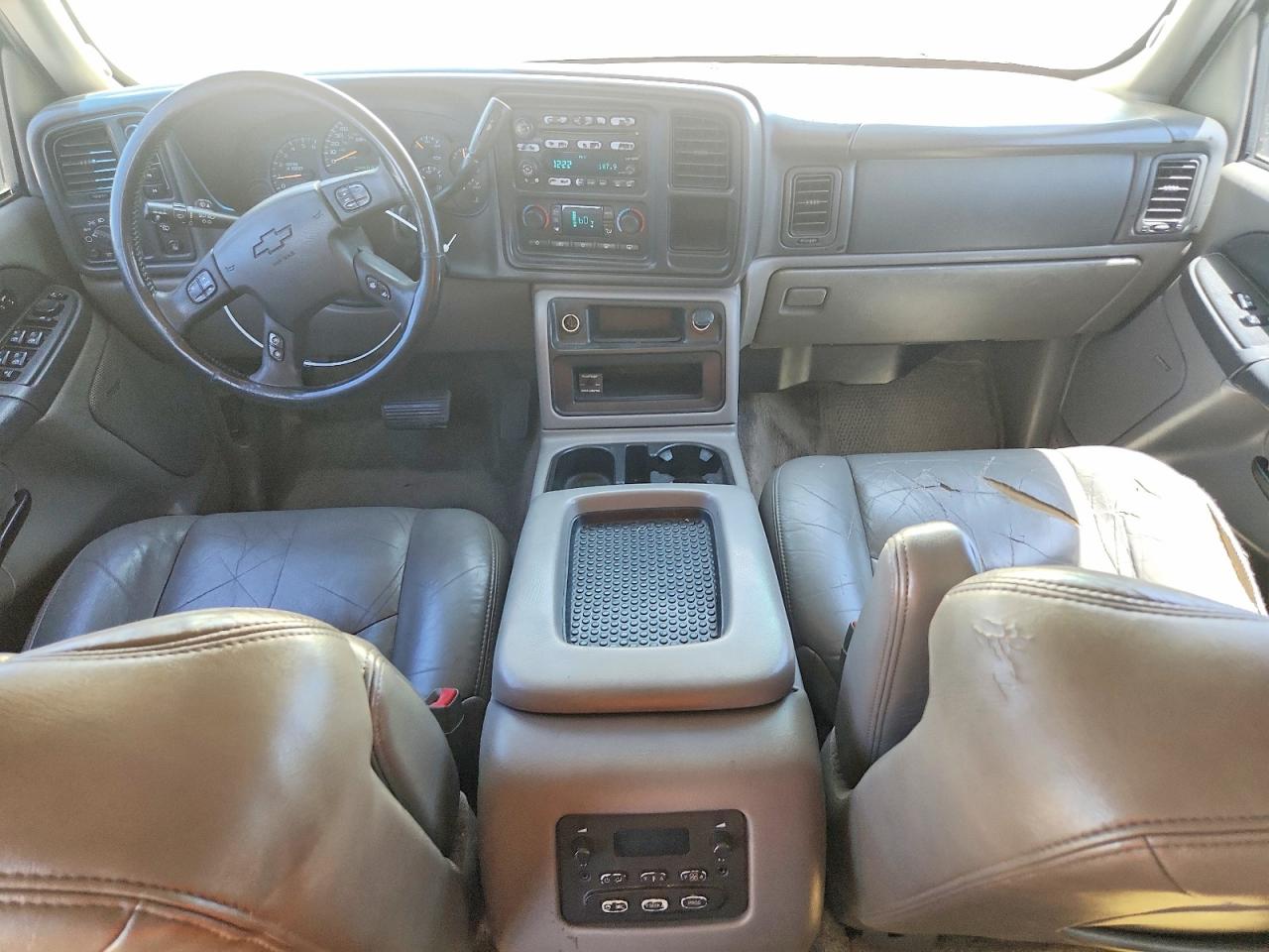 2003 CHEVROLET SUBURBAN