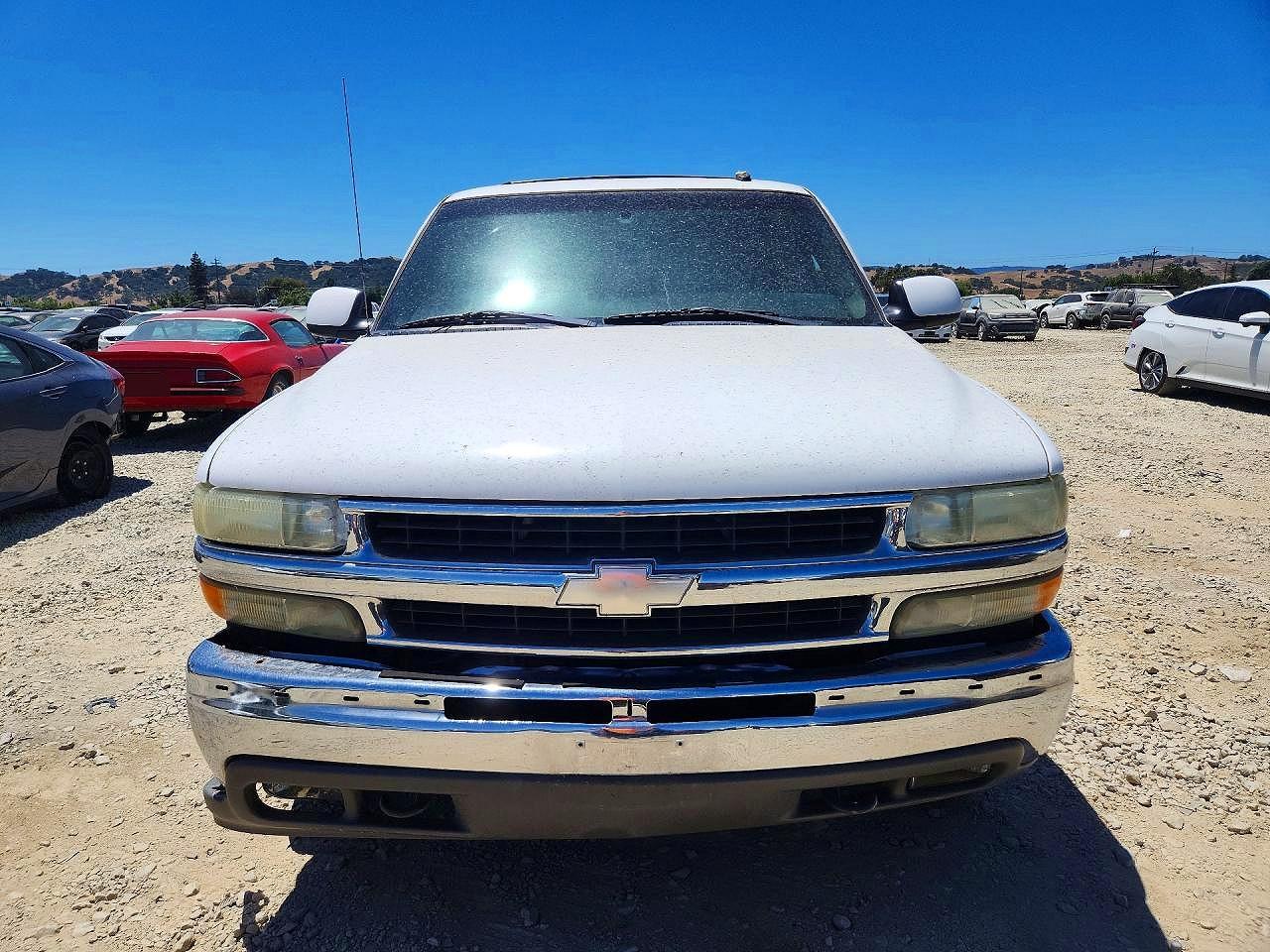2003 CHEVROLET SUBURBAN