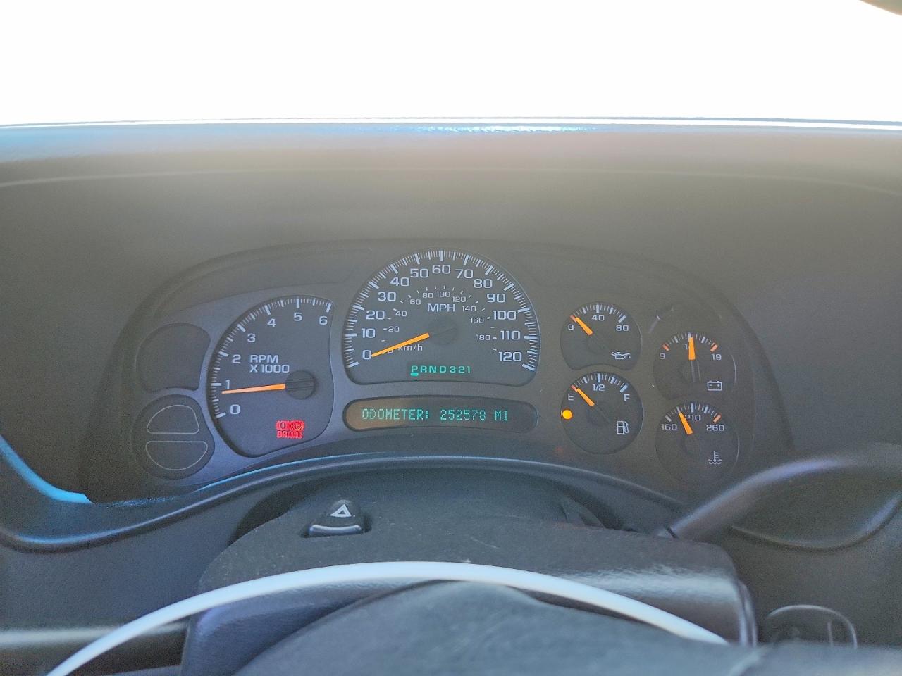 2003 CHEVROLET SUBURBAN