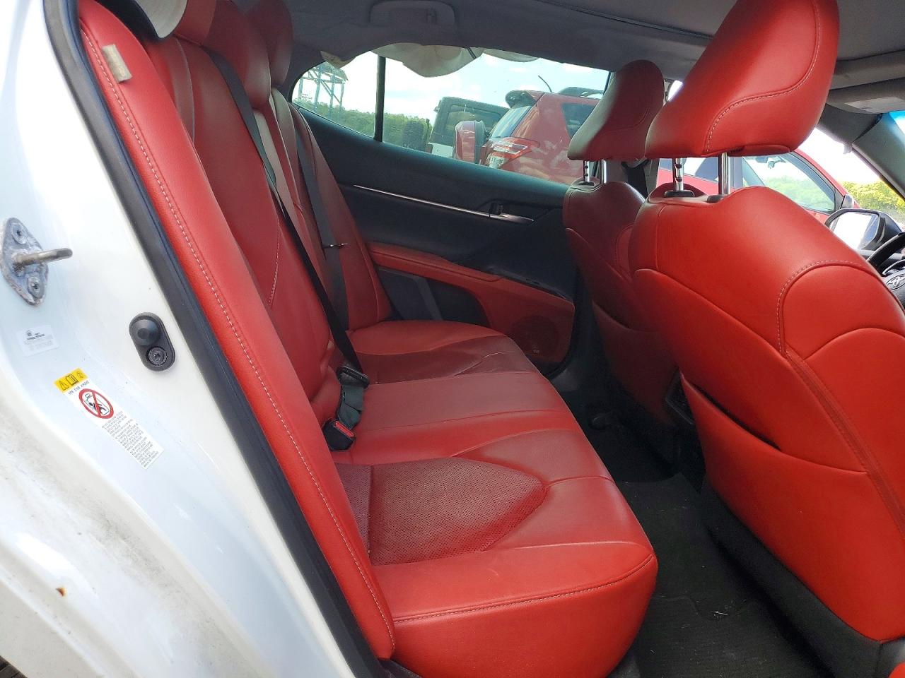 2019 TOYOTA CAMRY