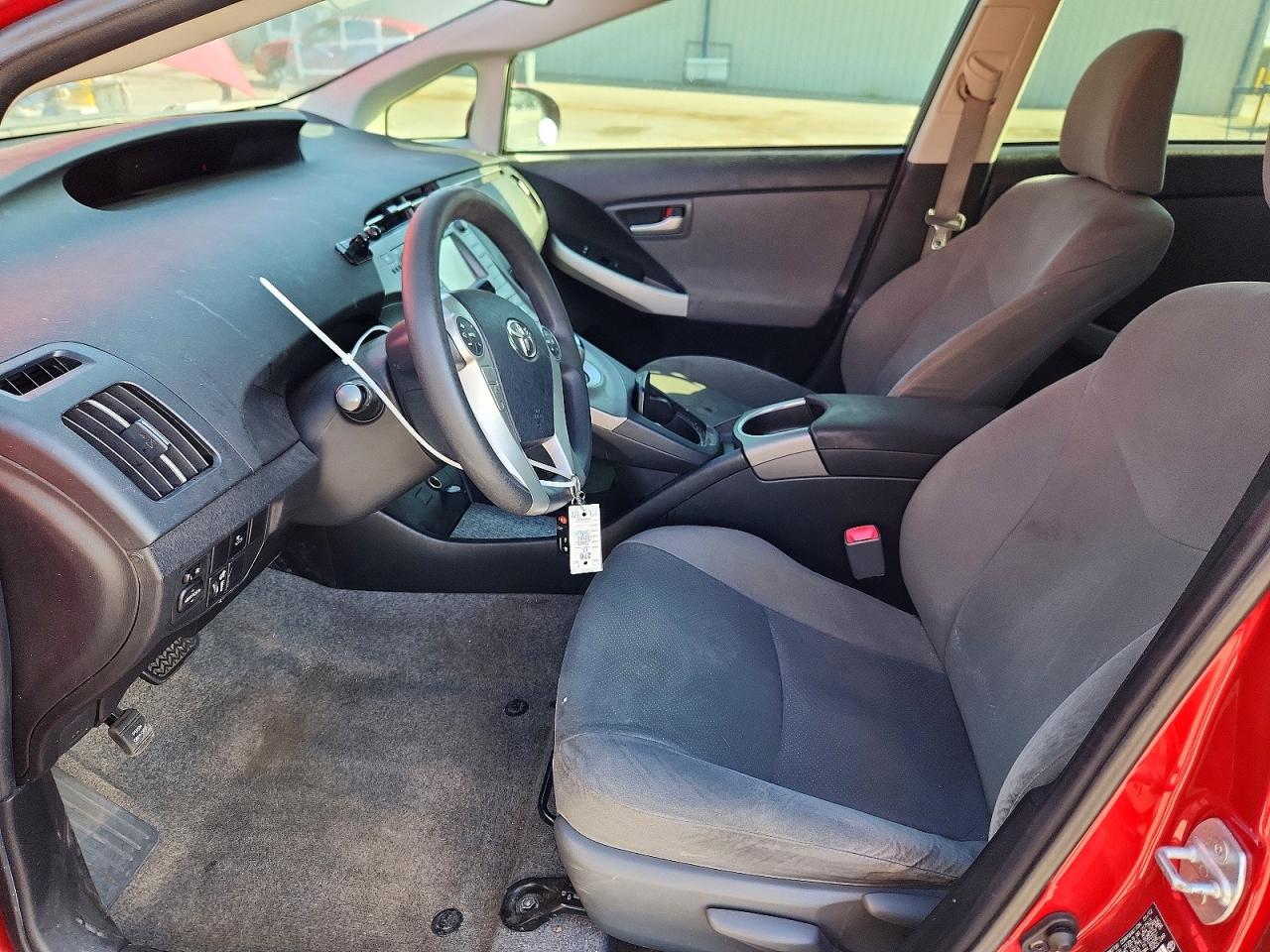 2012 TOYOTA PRIUS