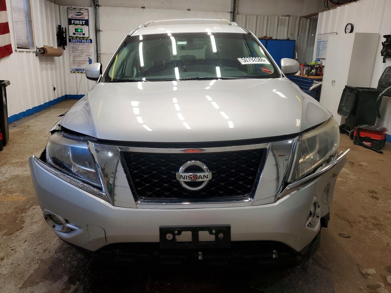 2016 NISSAN PATHFINDER
