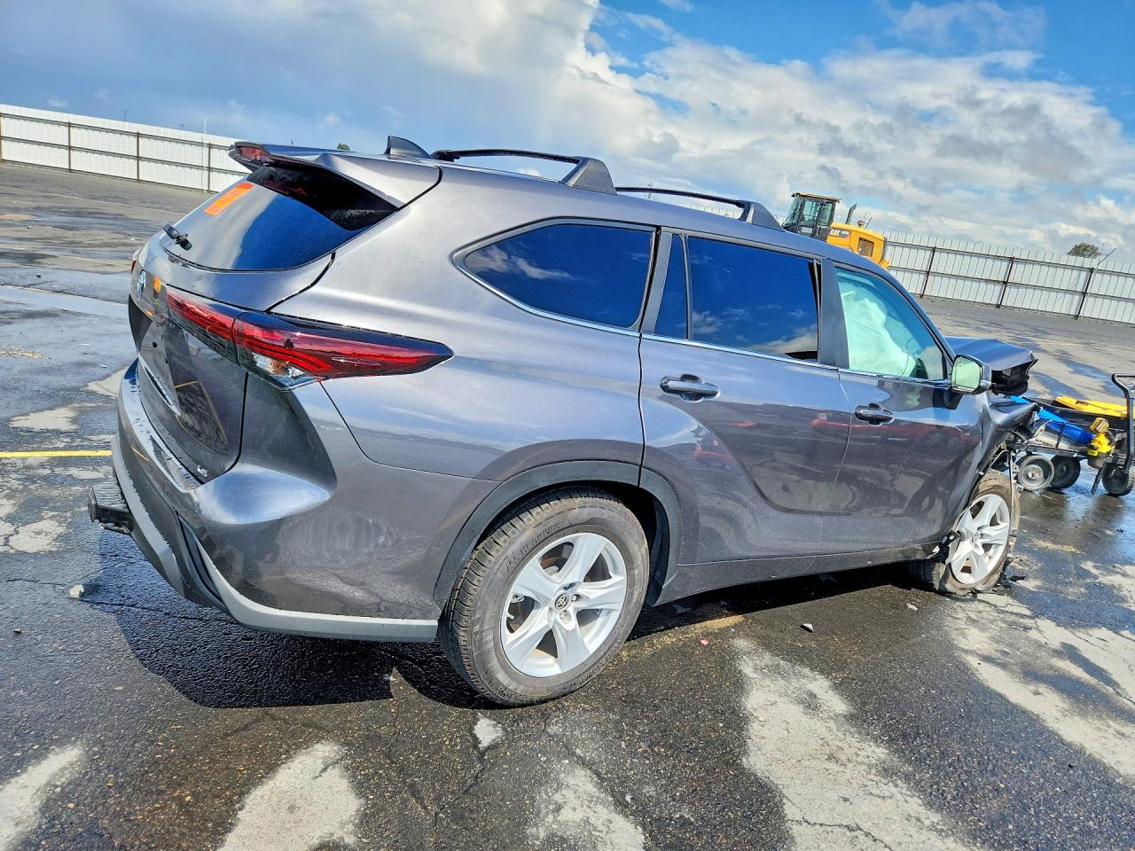 2024 TOYOTA HIGHLANDER