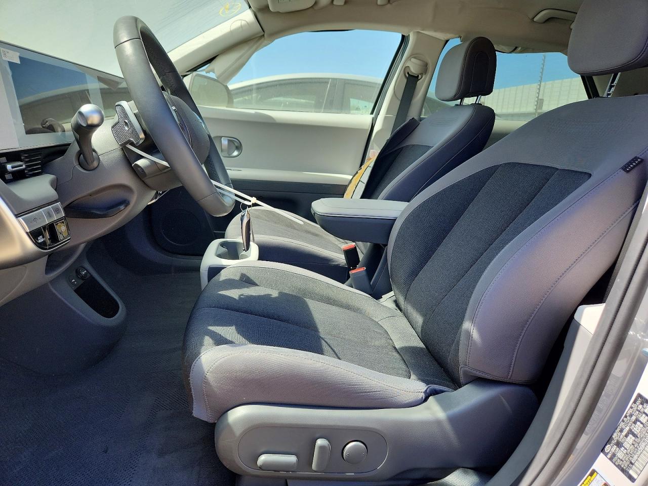 2024 HYUNDAI IONIQ