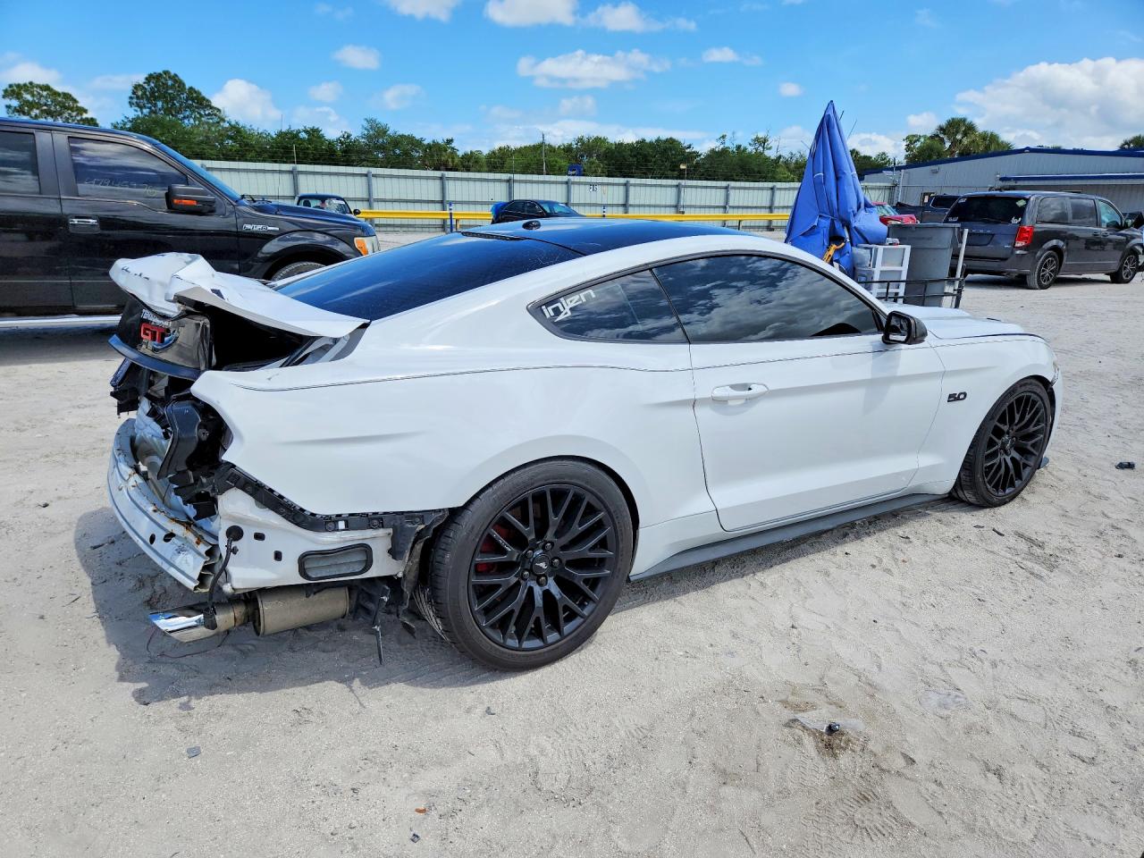 2017 FORD MUSTANG