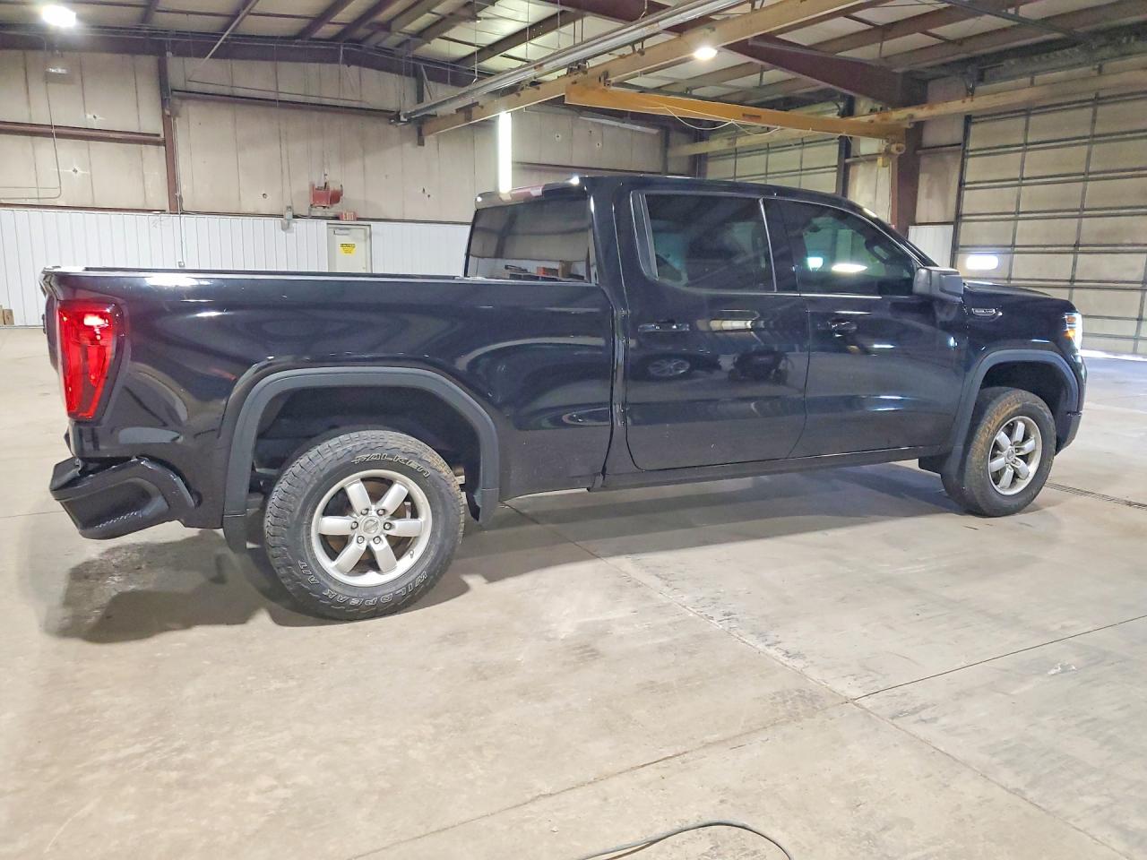2021 GMC SIERRA