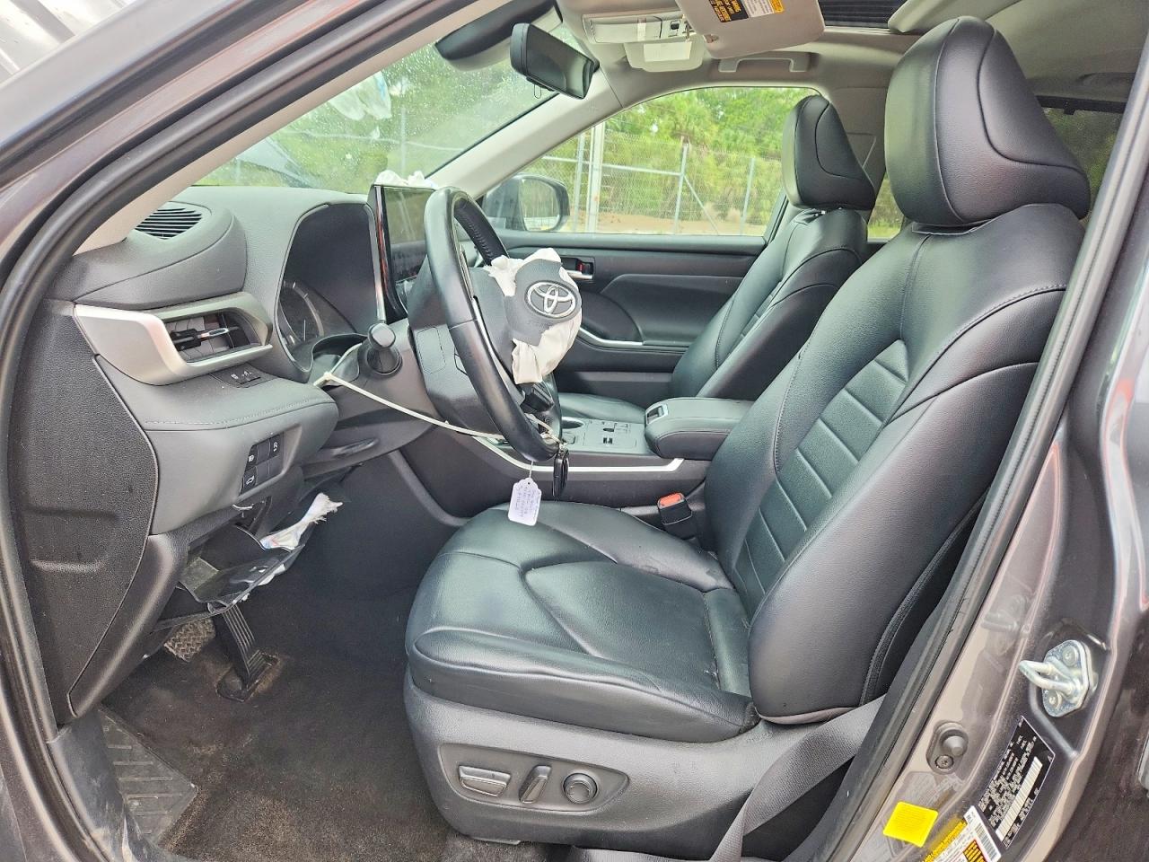 2023 TOYOTA HIGHLANDER