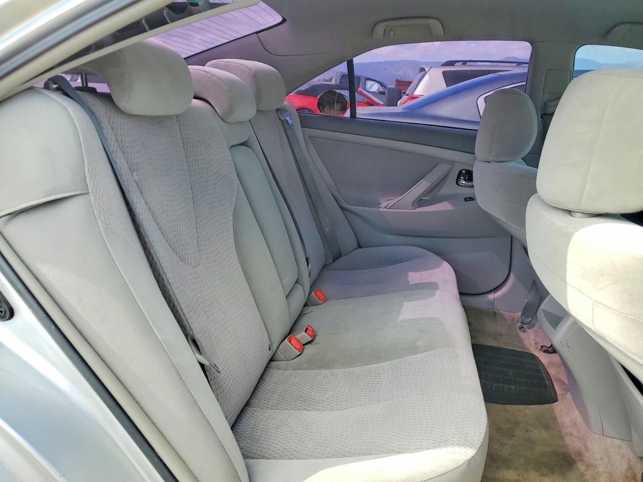 2010 TOYOTA CAMRY