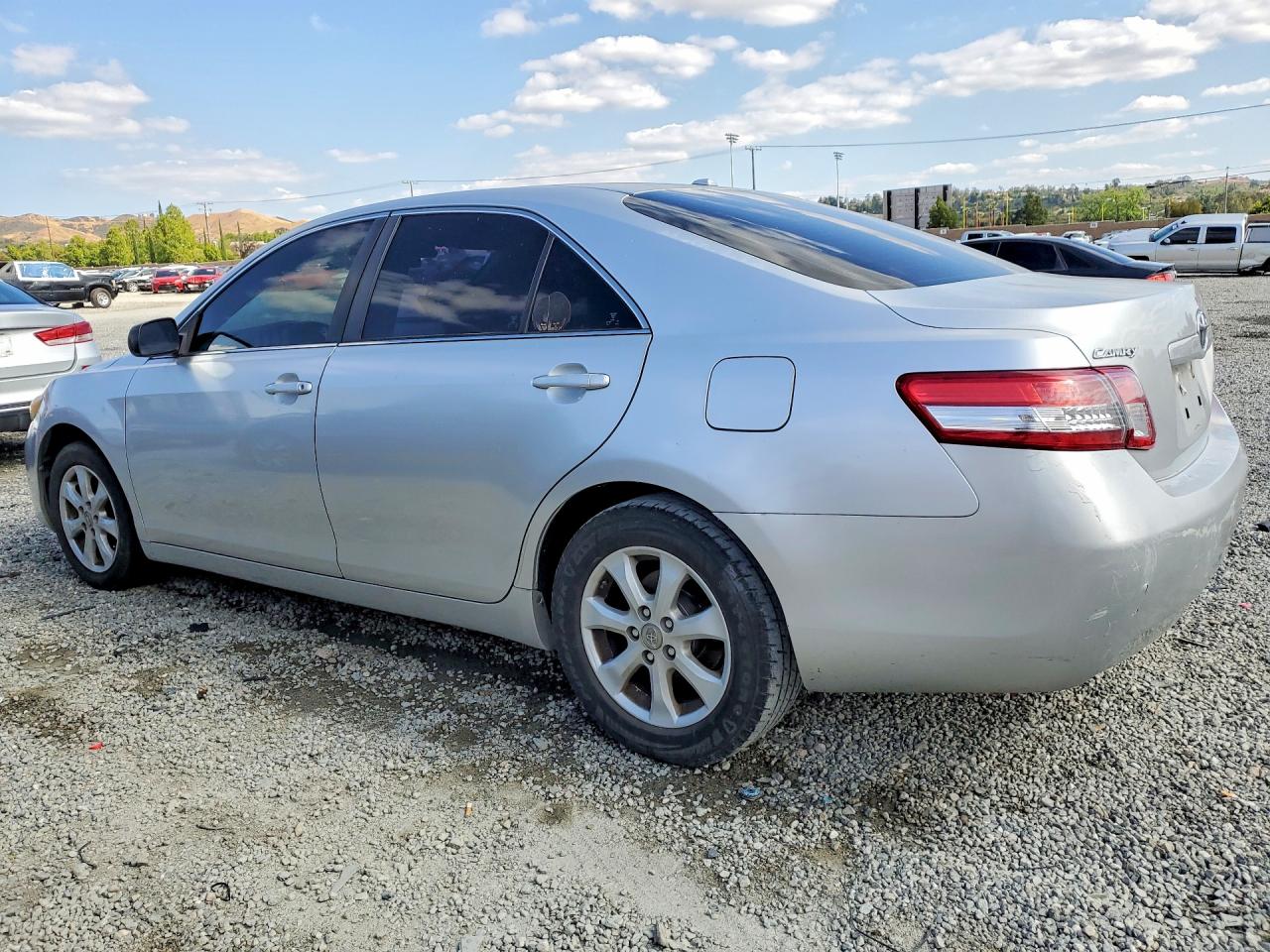 2010 TOYOTA CAMRY