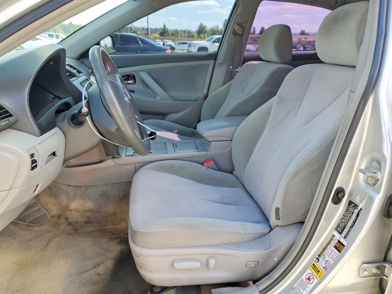 2010 TOYOTA CAMRY