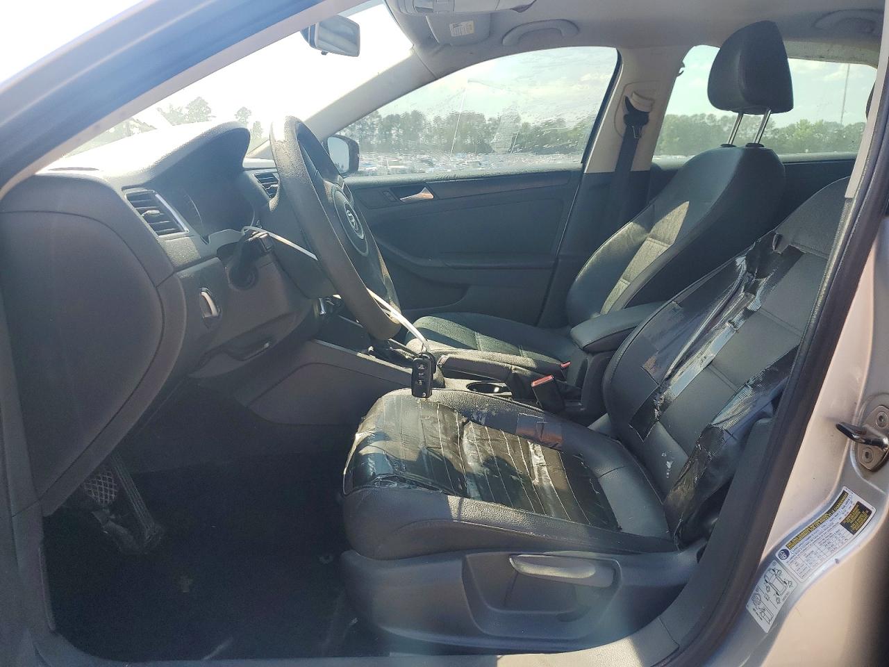 2012 VOLKSWAGEN JETTA