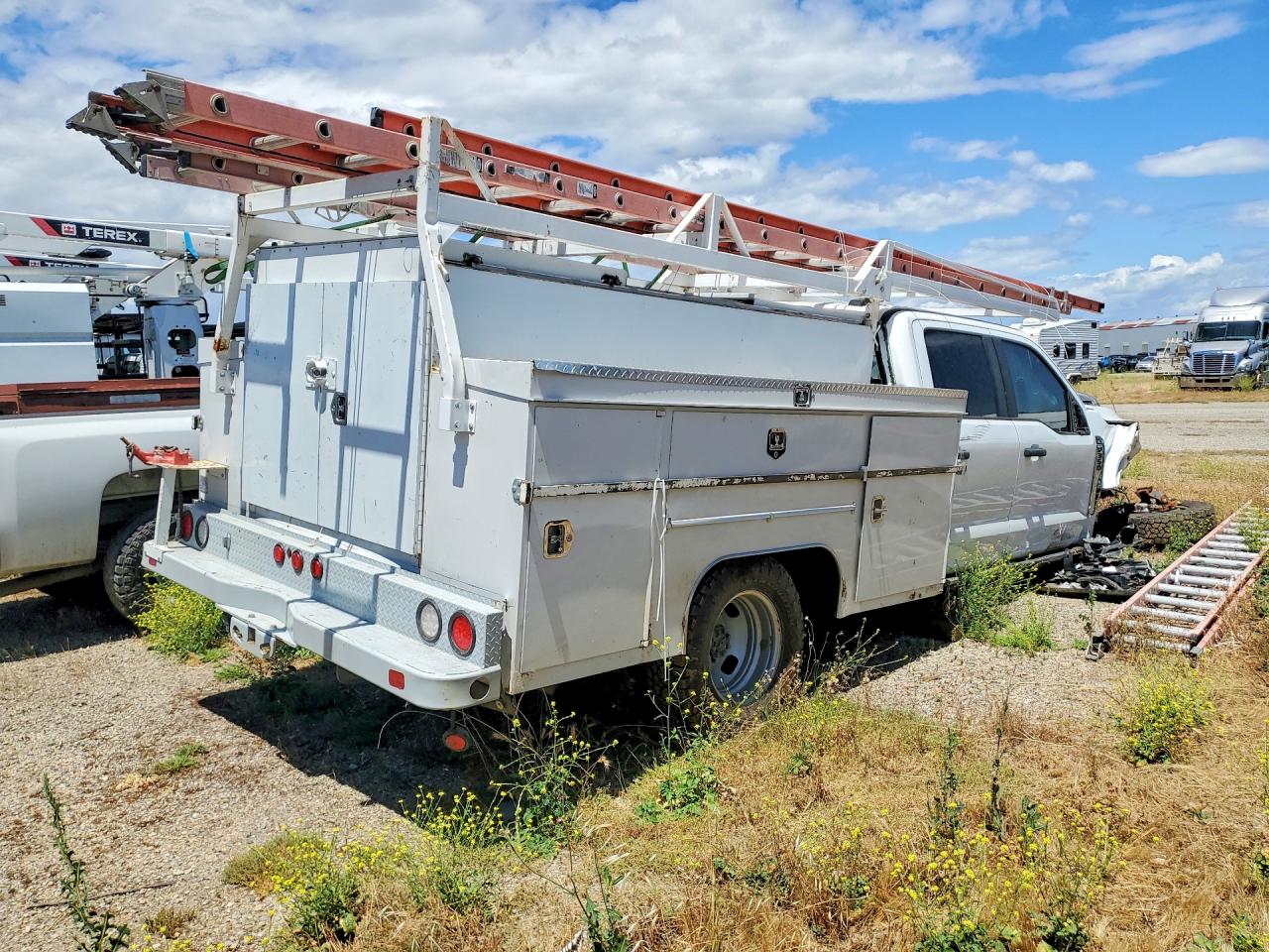 2023 FORD F350