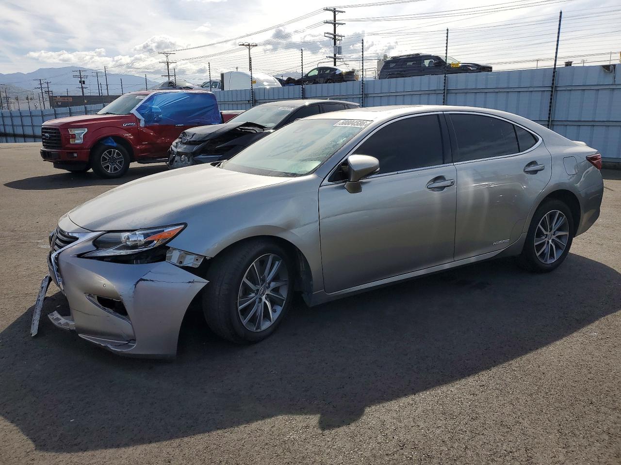 2016 LEXUS ES300