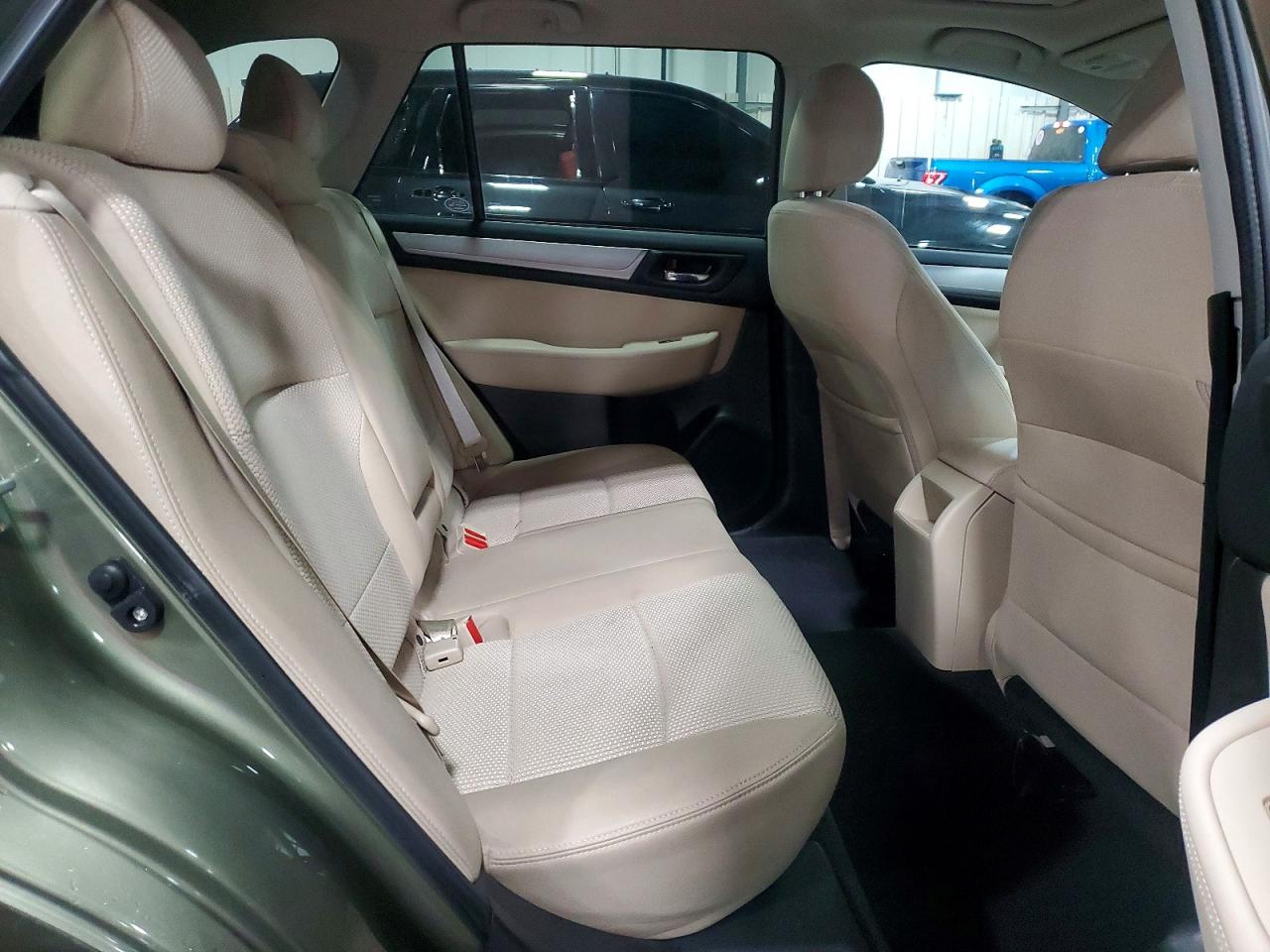 2016 SUBARU OUTBACK