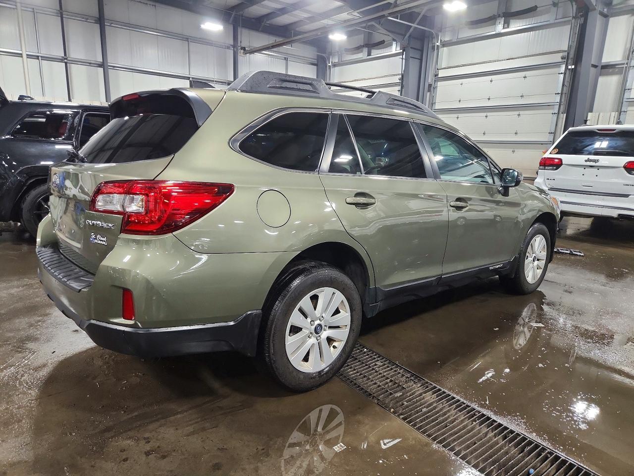 2016 SUBARU OUTBACK