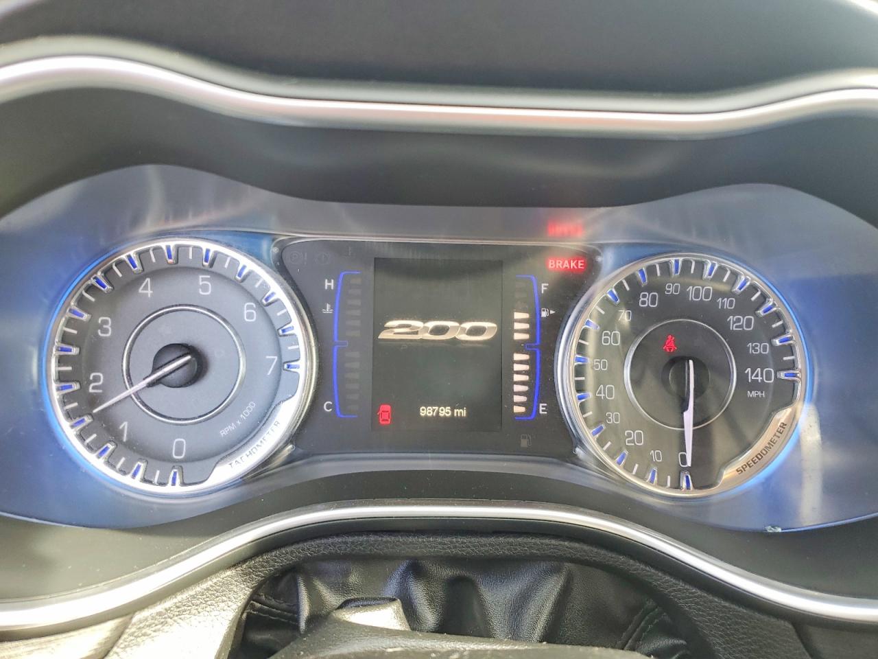 2015 CHRYSLER 200
