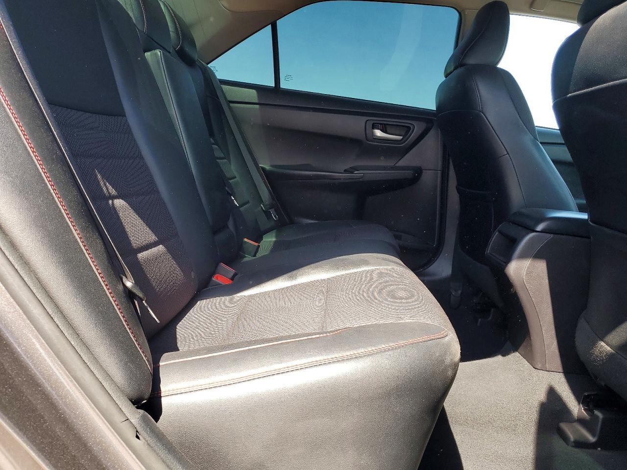 2017 TOYOTA CAMRY