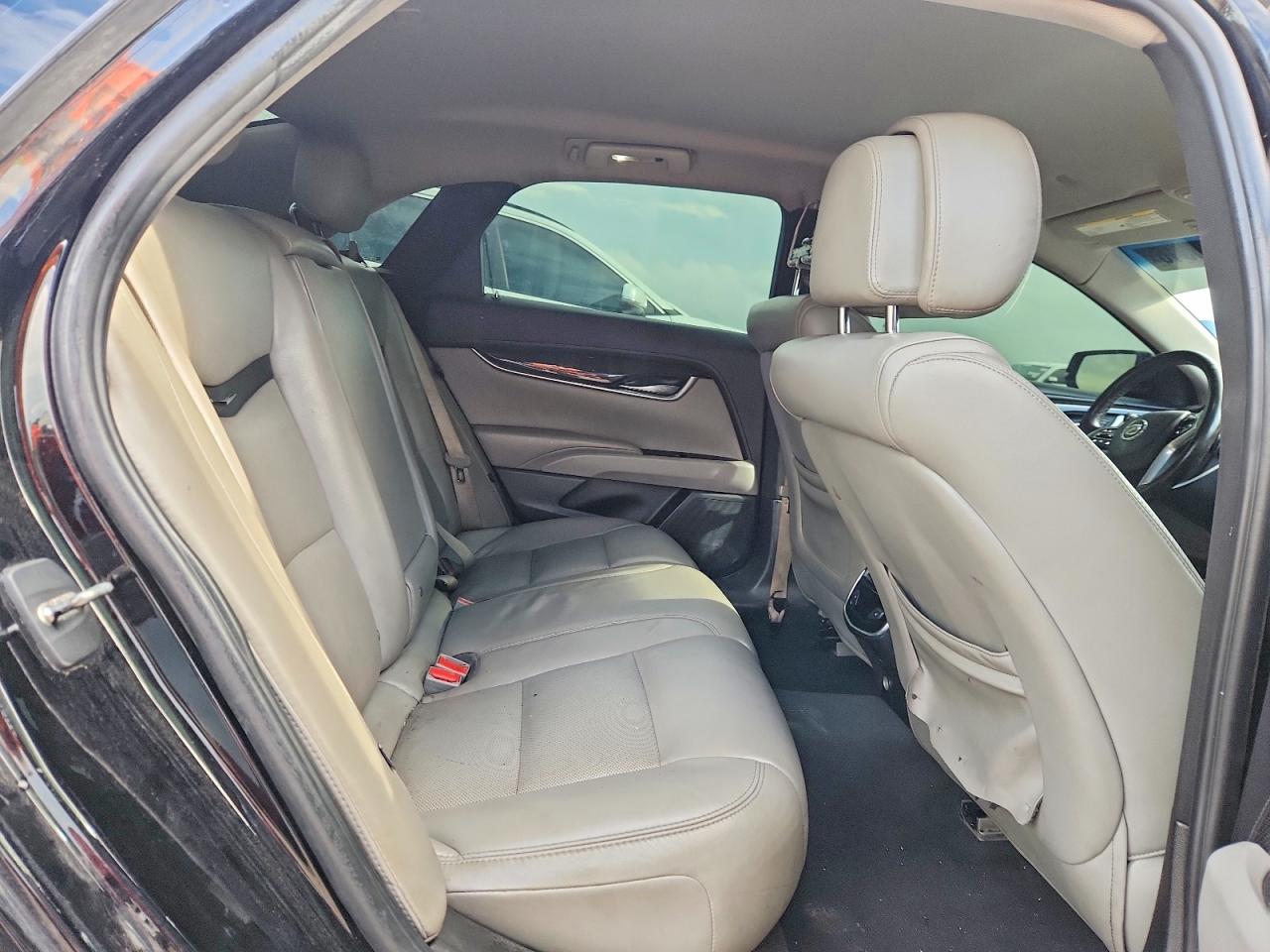 2014 CADILLAC XTS