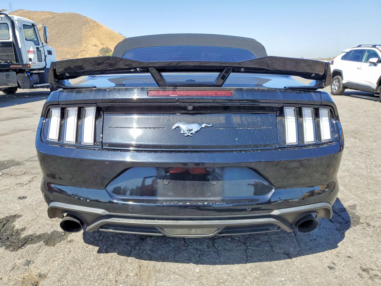 2022 FORD MUSTANG