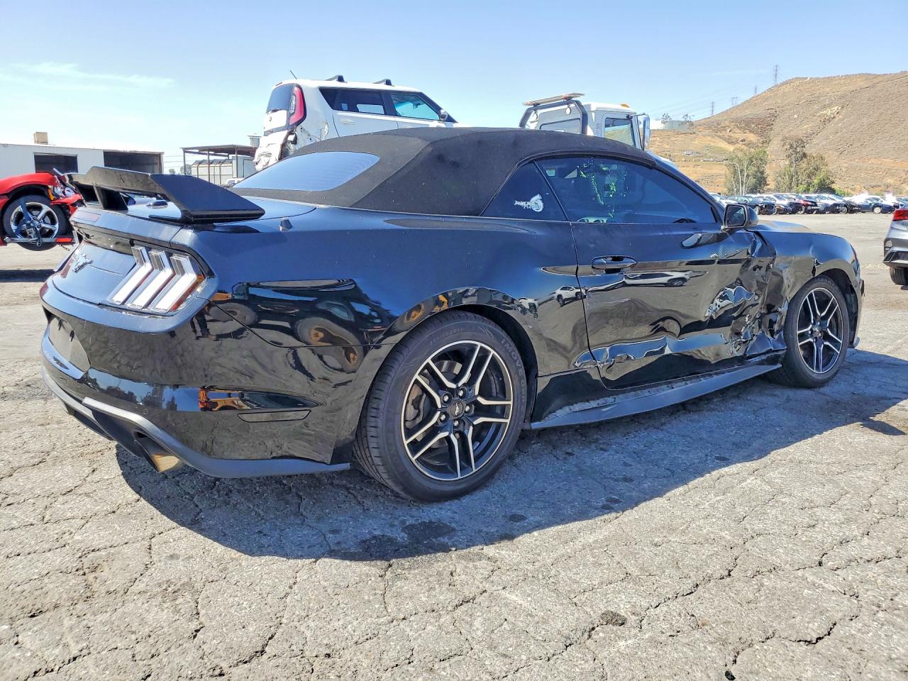 2022 FORD MUSTANG