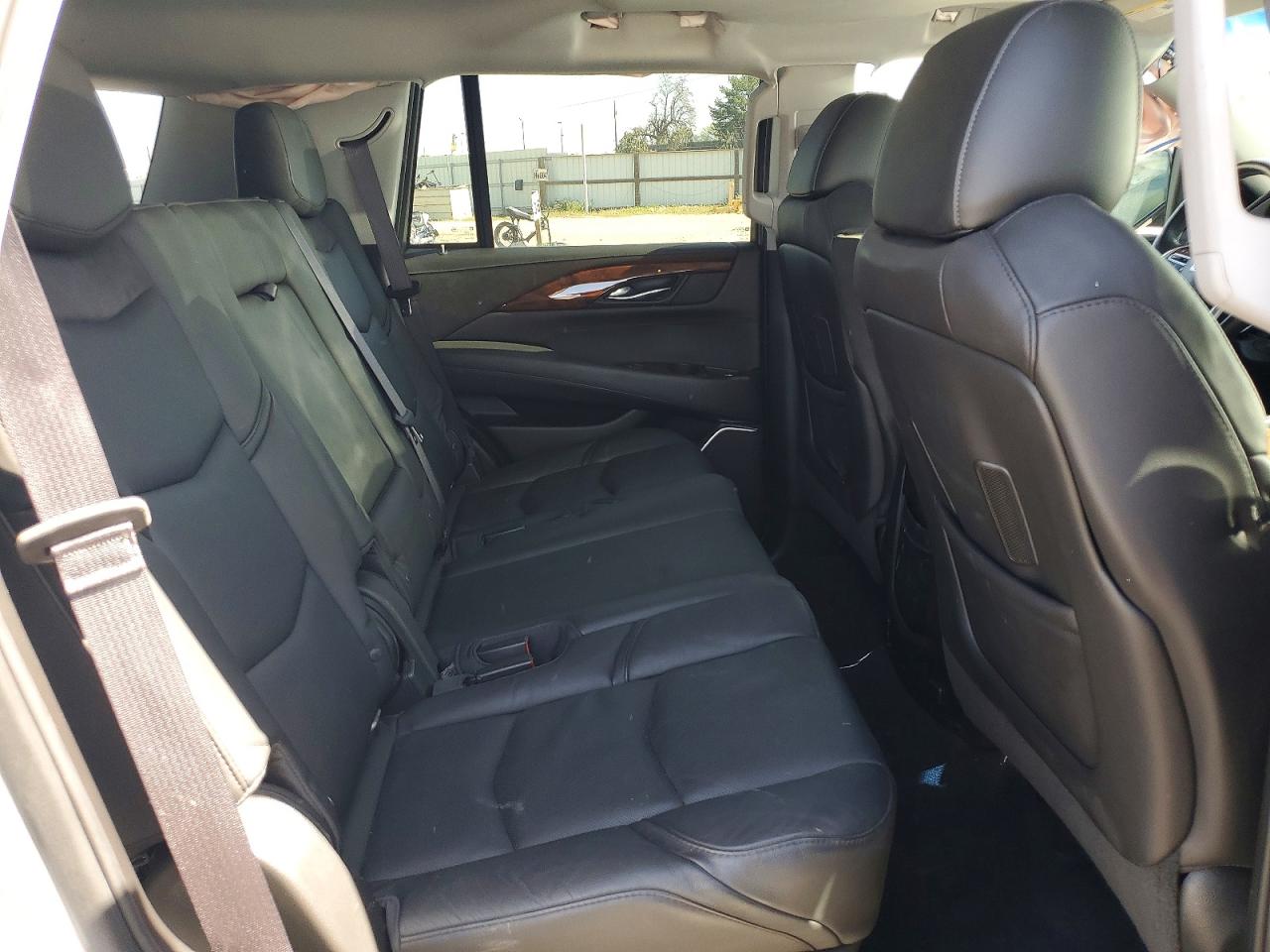 2016 CADILLAC ESCALADE
