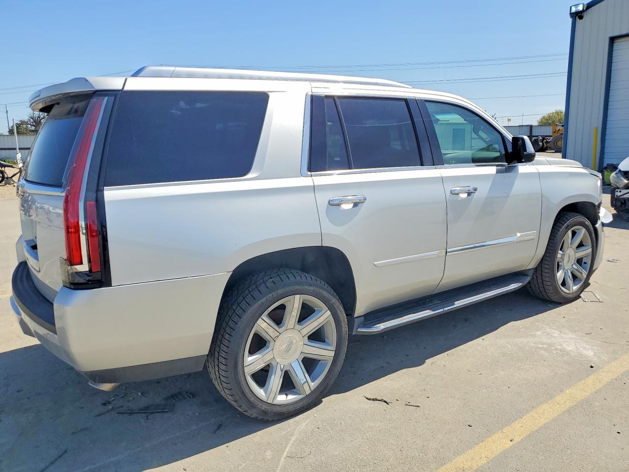 2016 CADILLAC ESCALADE