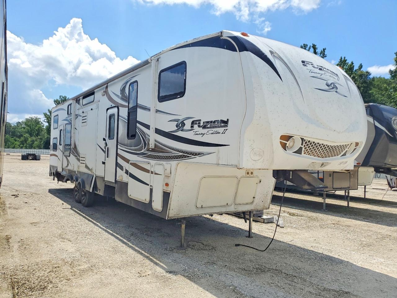 2010 DUTCHMAN FUZION398