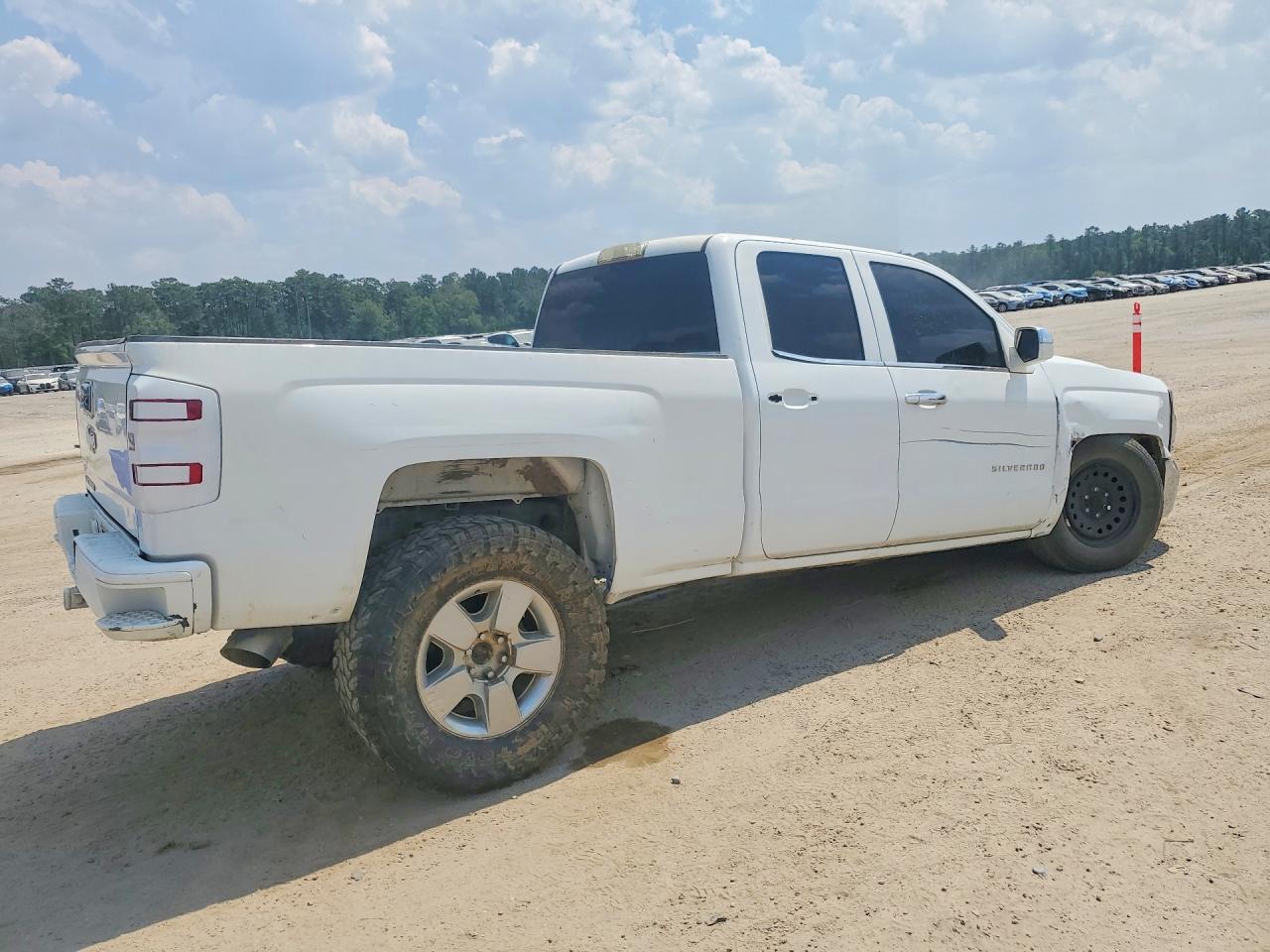 2017 CHEVROLET SILVERADO