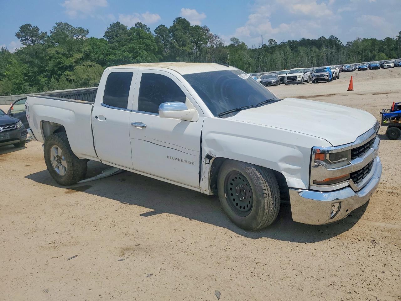 2017 CHEVROLET SILVERADO