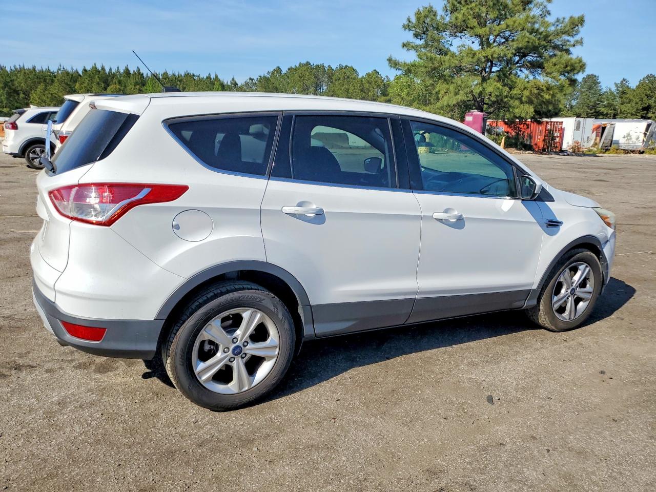 2015 FORD ESCAPE