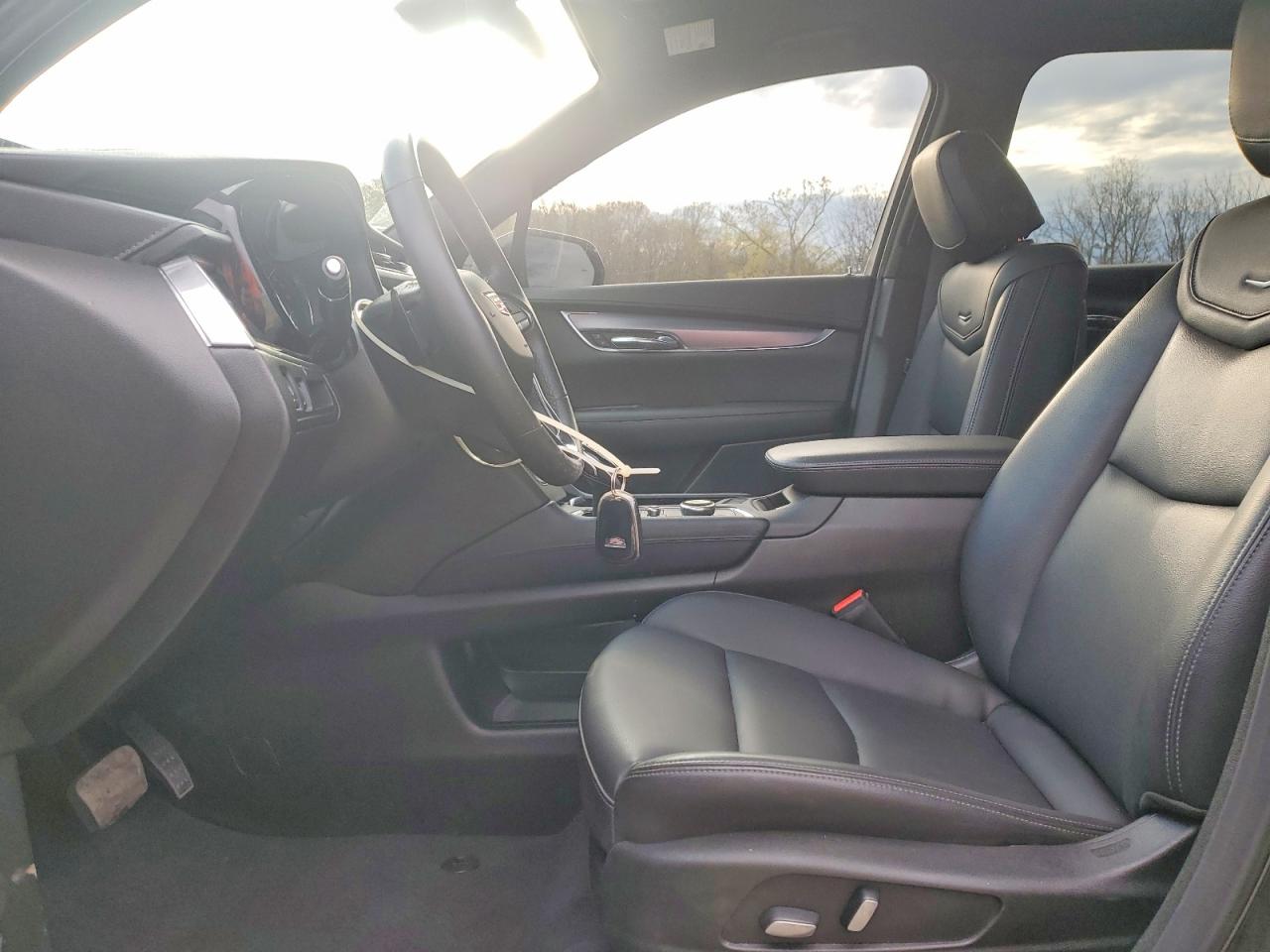 2025 CADILLAC XT6
