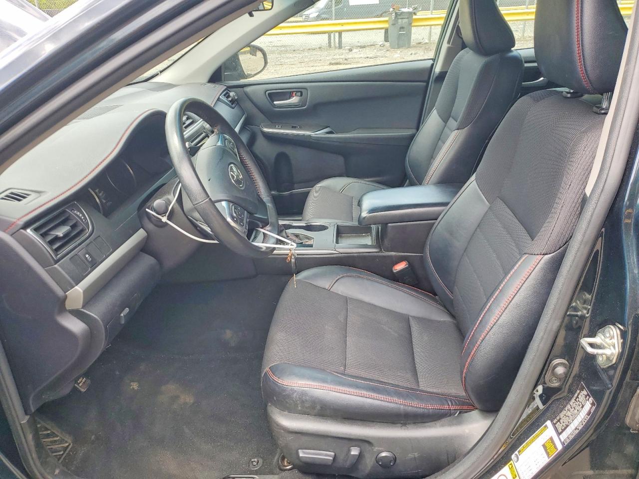 2017 TOYOTA CAMRY