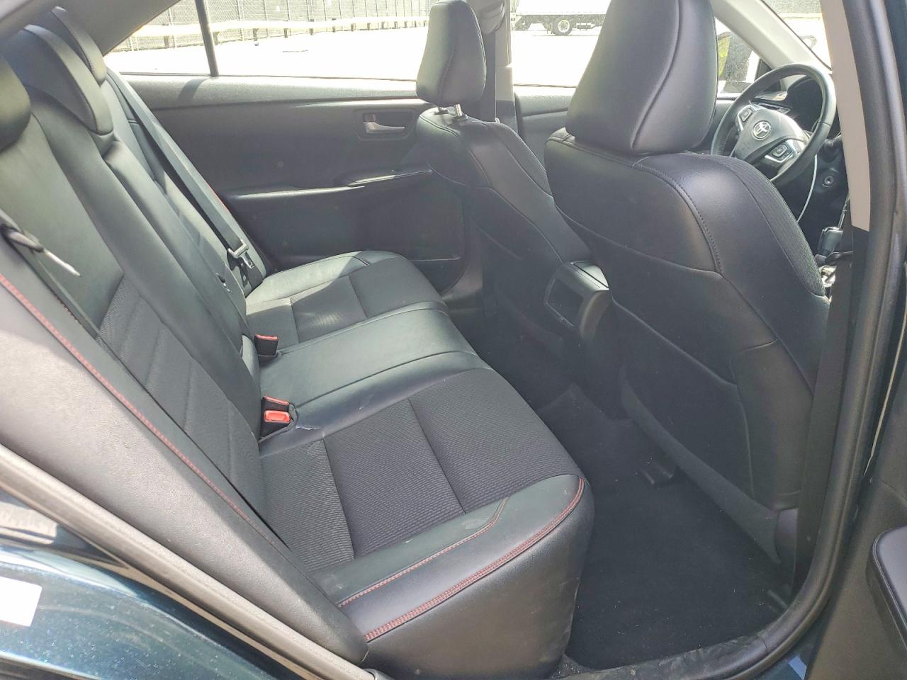 2017 TOYOTA CAMRY