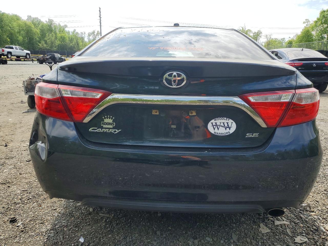 2017 TOYOTA CAMRY