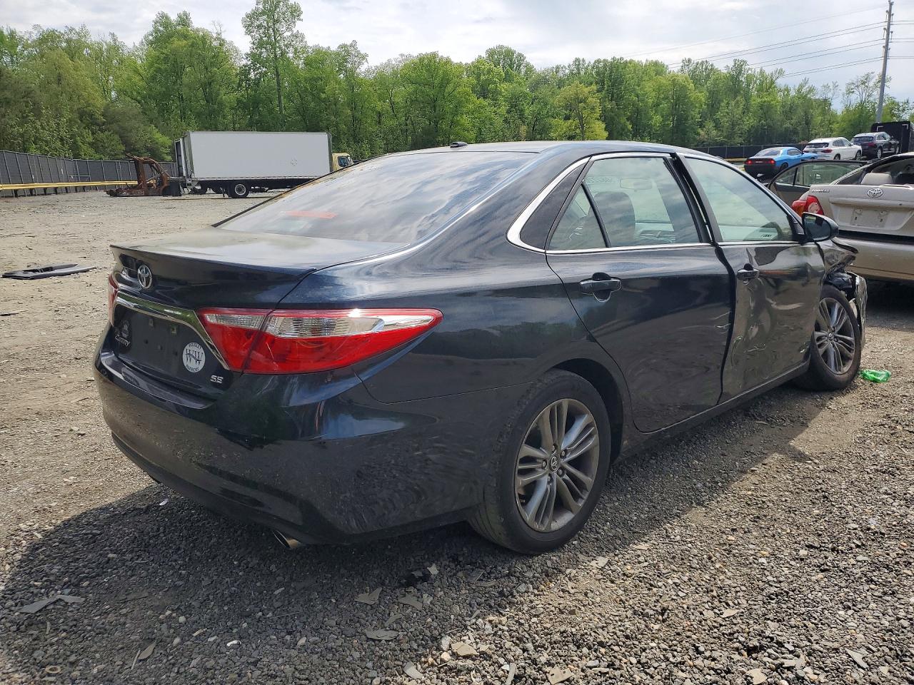2017 TOYOTA CAMRY