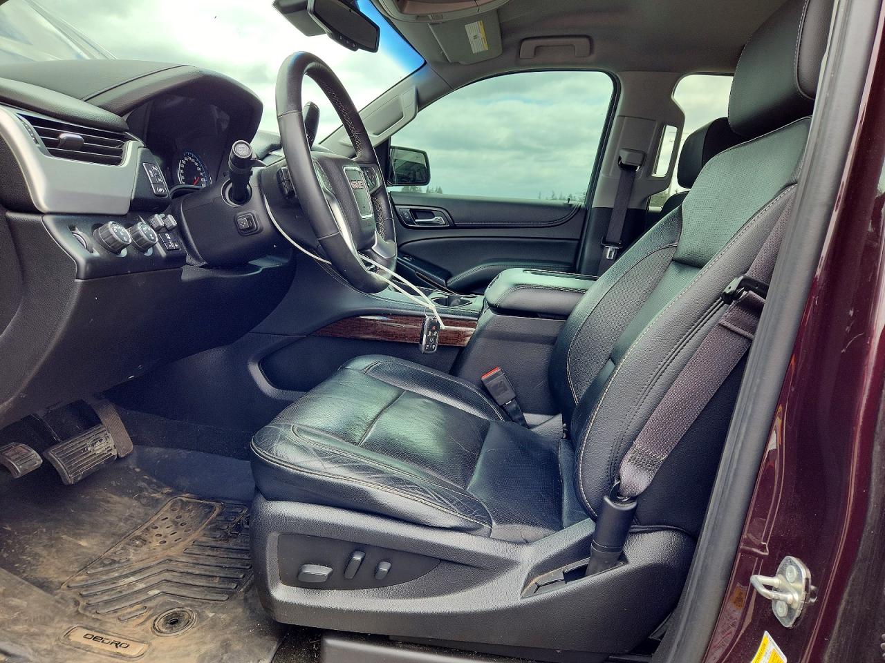 2017 GMC YUKON