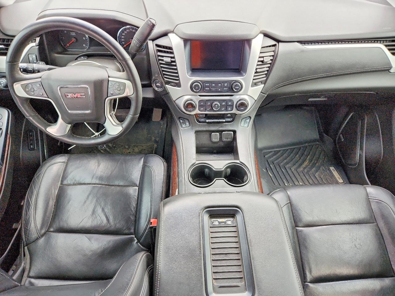2017 GMC YUKON