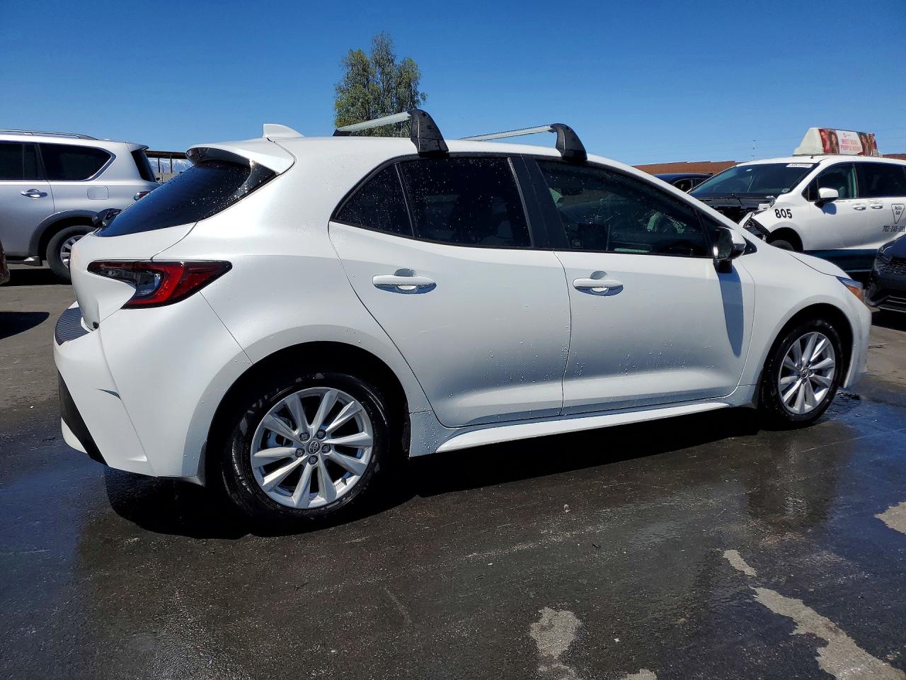 2025 TOYOTA COROLLA
