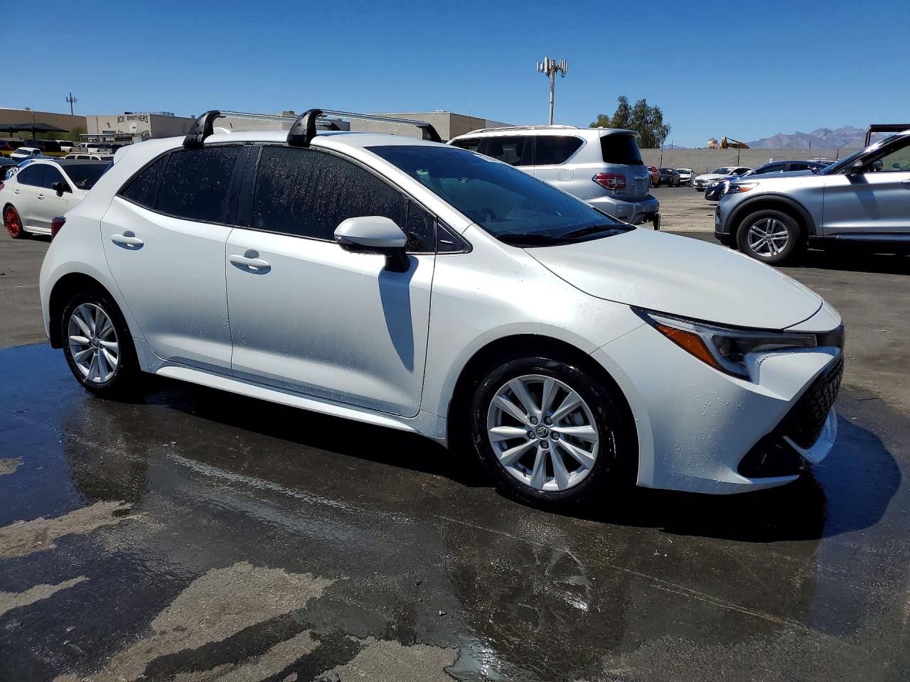 2025 TOYOTA COROLLA