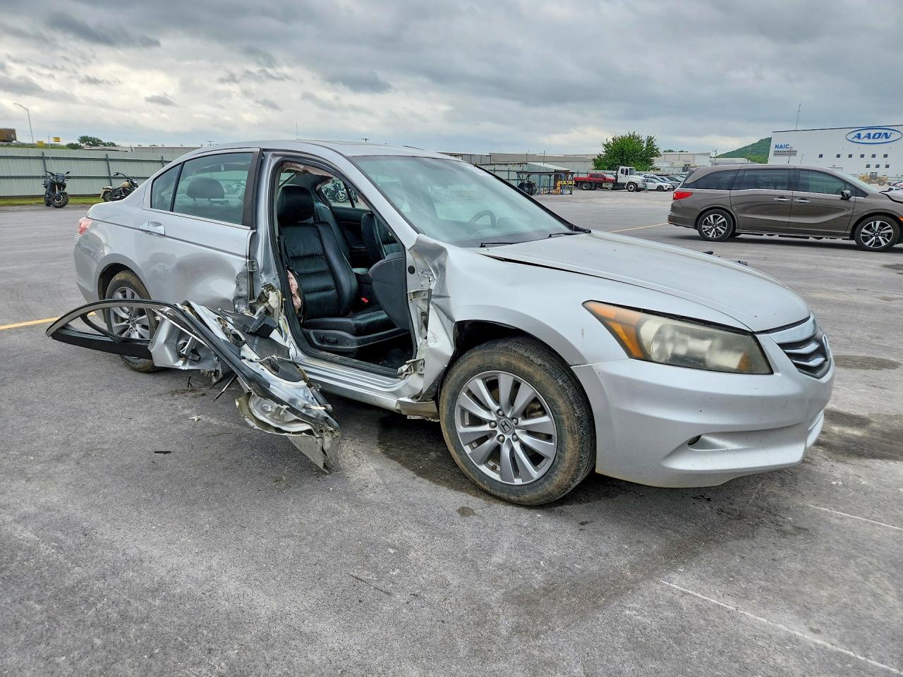 2012 HONDA ACCORD