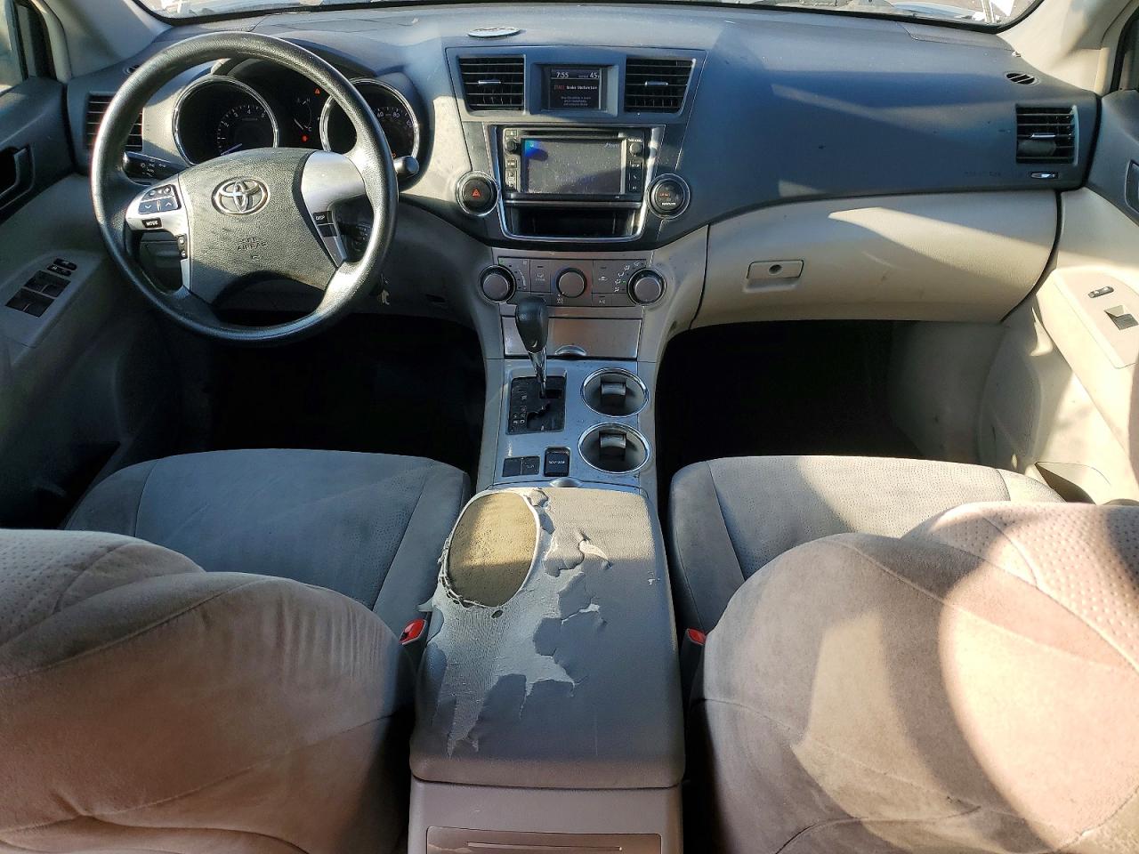 2013 TOYOTA HIGHLANDER