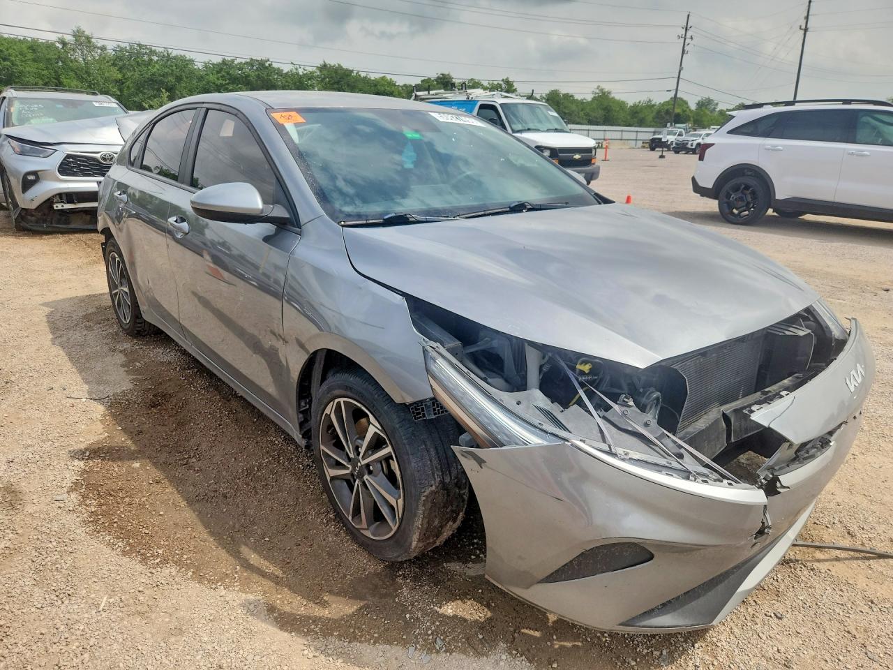 2022 KIA FORTE LXS