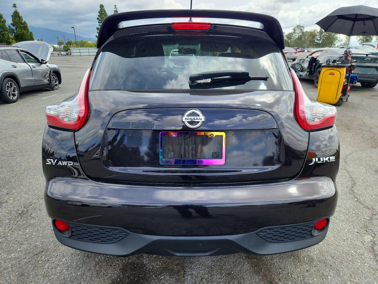 2015 NISSAN JUKE SV