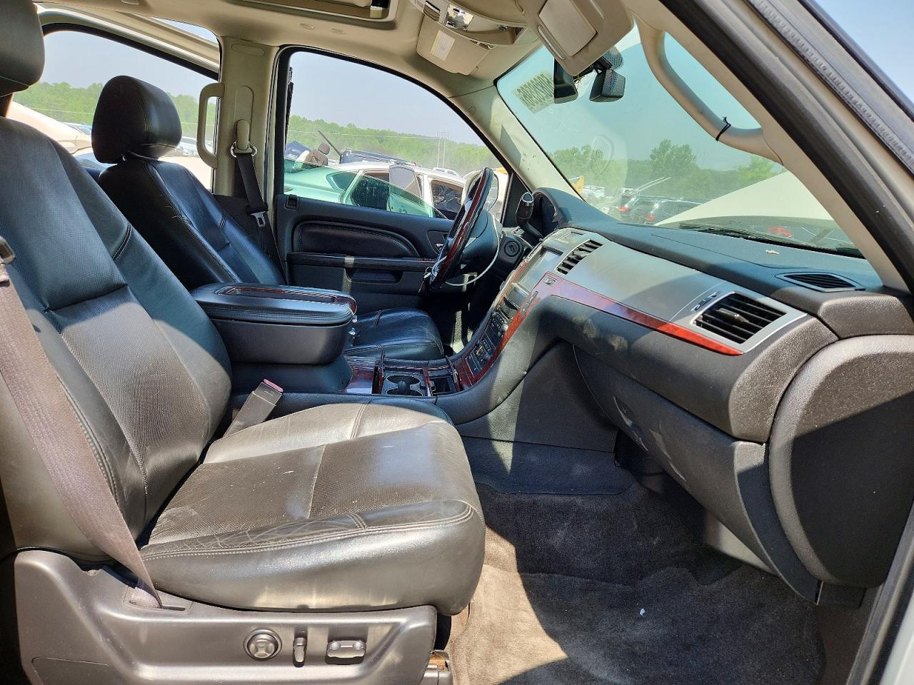 2013 CADILLAC ESCALADE