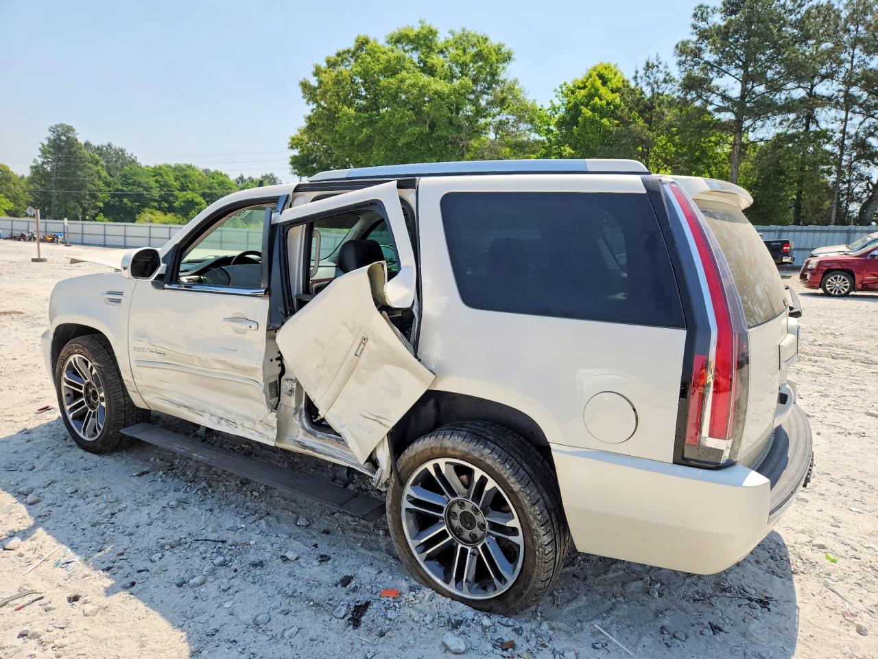 2013 CADILLAC ESCALADE