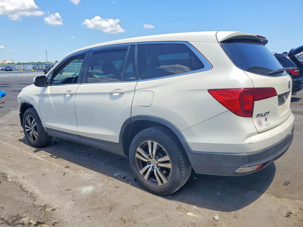 2016 HONDA PILOT
