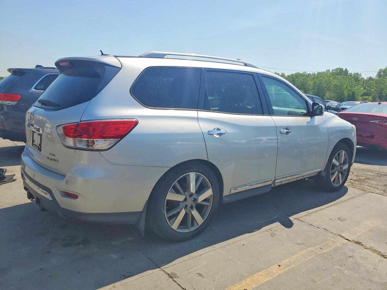 2014 NISSAN PATHFINDER