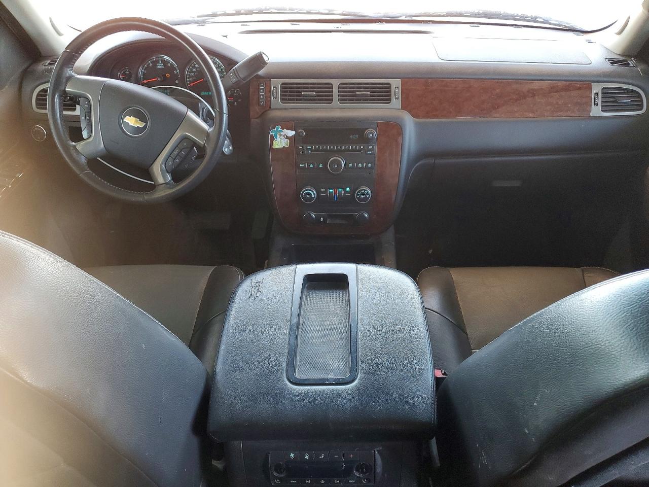 2013 CHEVROLET SUBURBAN