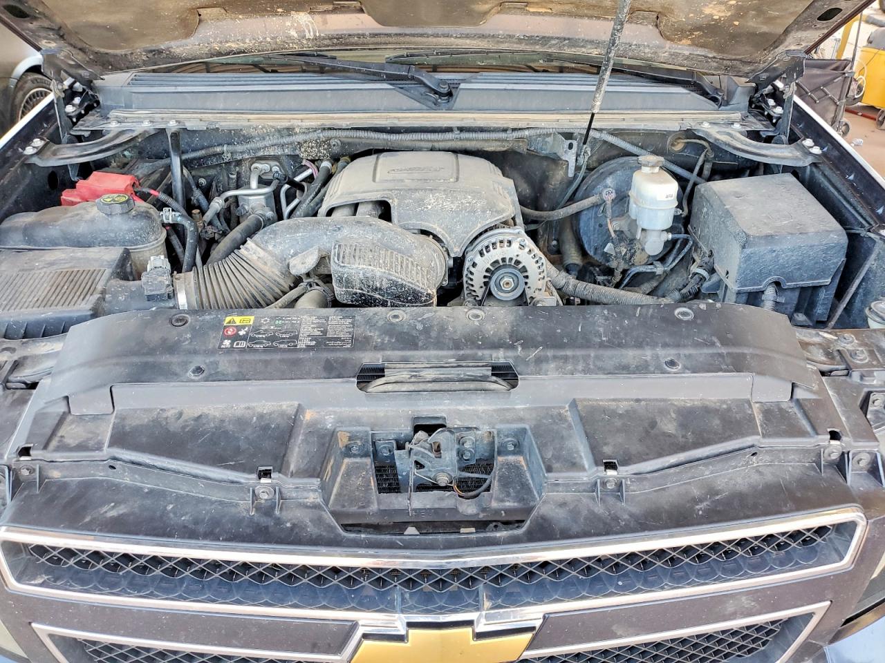 2013 CHEVROLET SUBURBAN