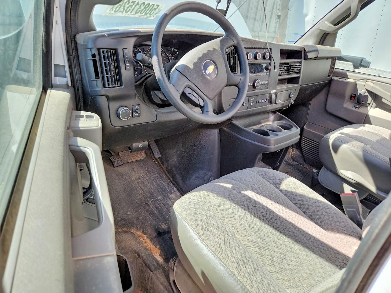 2025 CHEVROLET EXPRESS